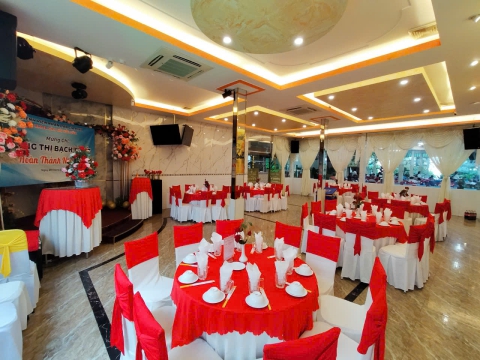 Sảnh tiệc Cát tường 
